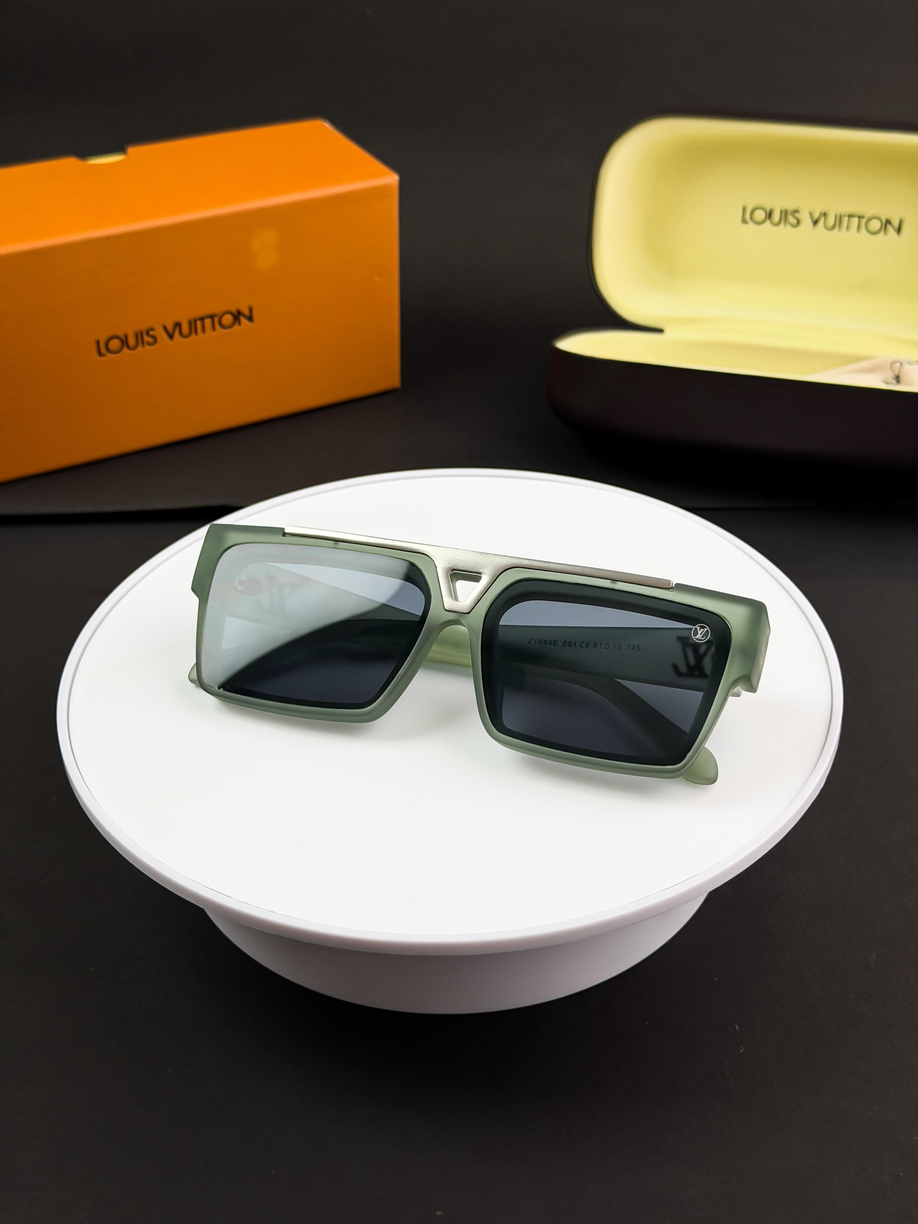 LOUIS VUITTON GREEN 1984